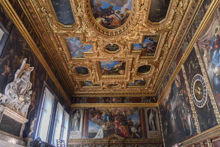 Italia - Venecia 067 - palacio Ducal - Salón del Consejo.jpg